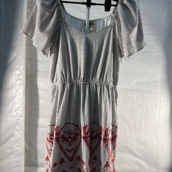 Striped Dress with Red Embroidery - Picture 1 of 3